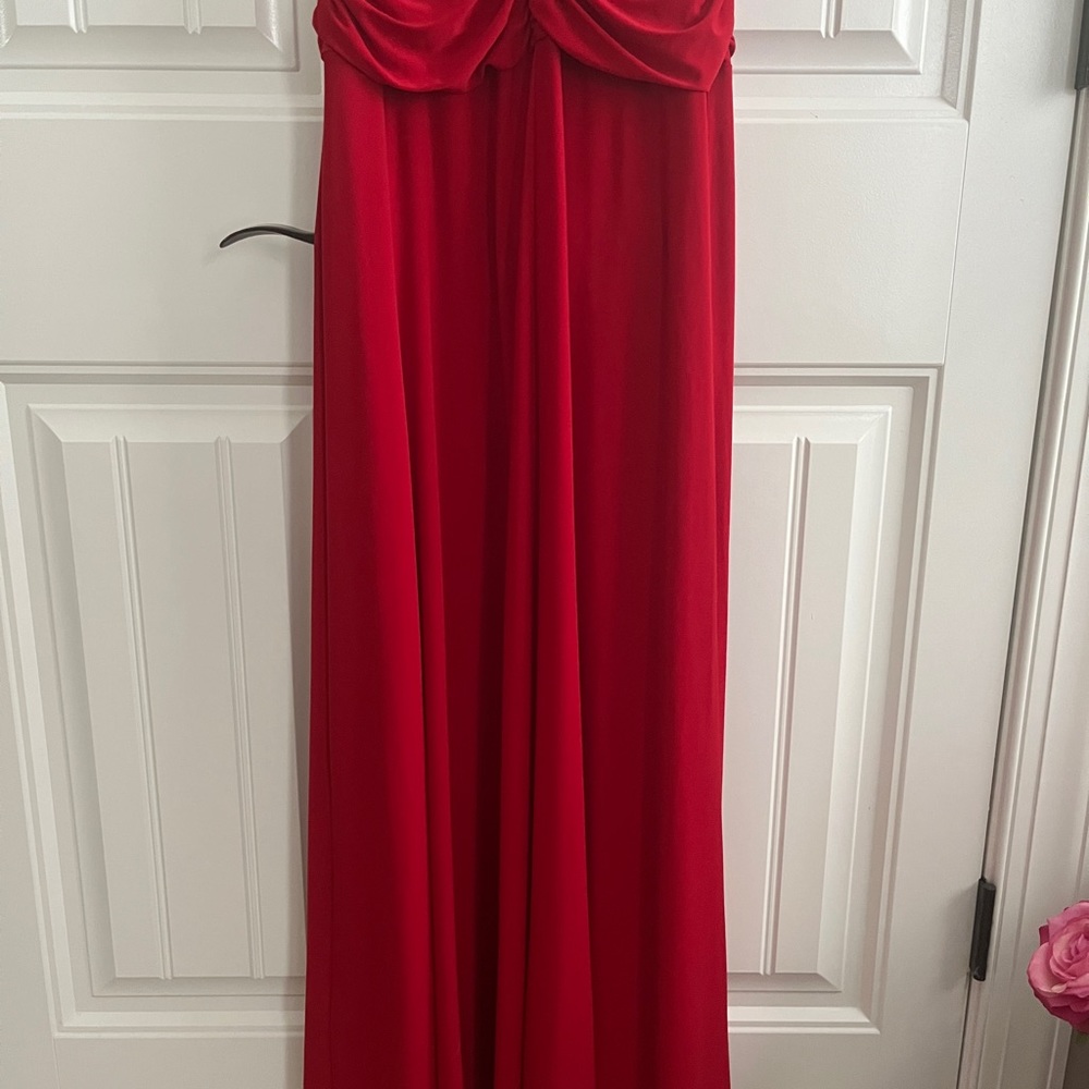 Night Way Collections Red Evening Gown - Picture 12 of 14